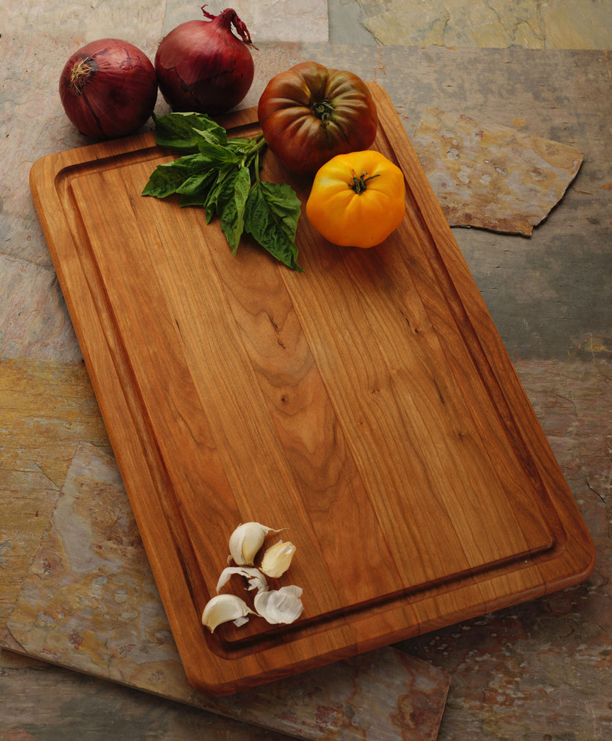 18"x12"x3/4" Cutting Board with Drip Tray