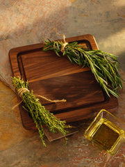 9"x9"x3/4" Cutting Board with Drip Tray